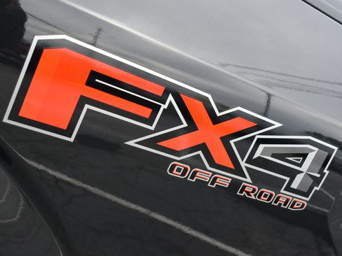 Used 2015 Ford F150 Lariat w/ Equipment Group 502A Luxury image 46