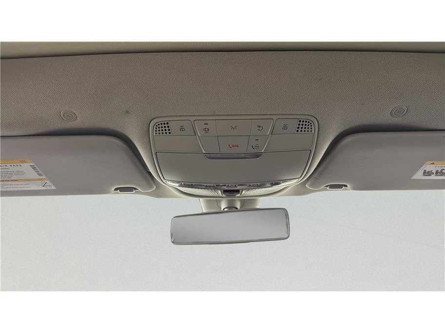 Used 2020 Mercedes-Benz GLC 300 image 30