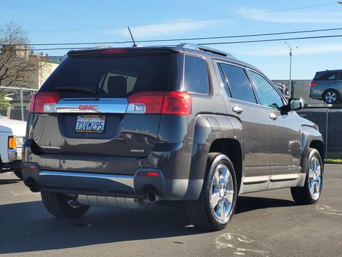 Used 2015 GMC Terrain SLT image 4
