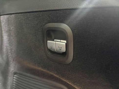 Certified 2023 Mercedes-Benz EQS 580 4MATIC SUV w/ Pinnacle Trim Package image 36