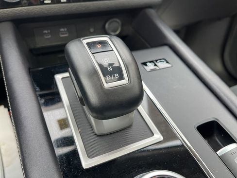 Used 2024 Mitsubishi Outlander Ralliart image 40