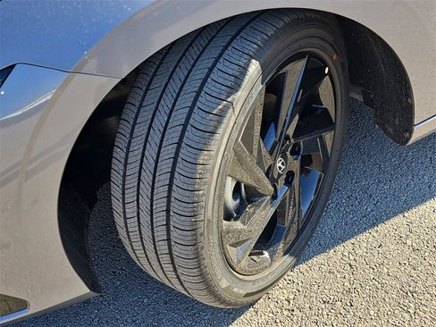 New 2026 Hyundai Elantra SEL Sport image 30