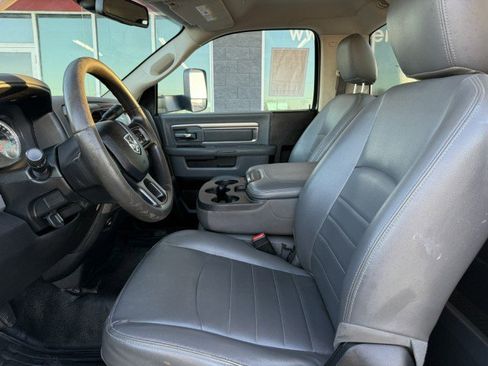 Used 2017 RAM 4500 Tradesman w/ Power & Remote Entry Group image 22