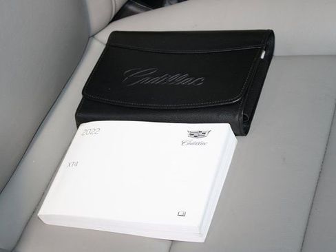 Certified 2022 Cadillac XT4 Premium Luxury w/ Enhanced Visibility Package image 25