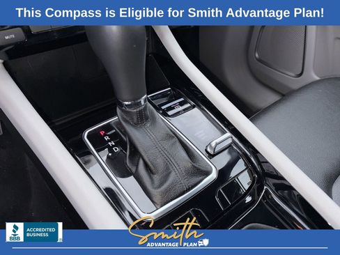 Used 2024 Jeep Compass Limited image 18