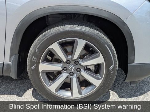 Used 2023 Honda Pilot Elite image 12