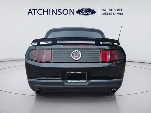 Used 2010 Ford Mustang GT RWD image 6