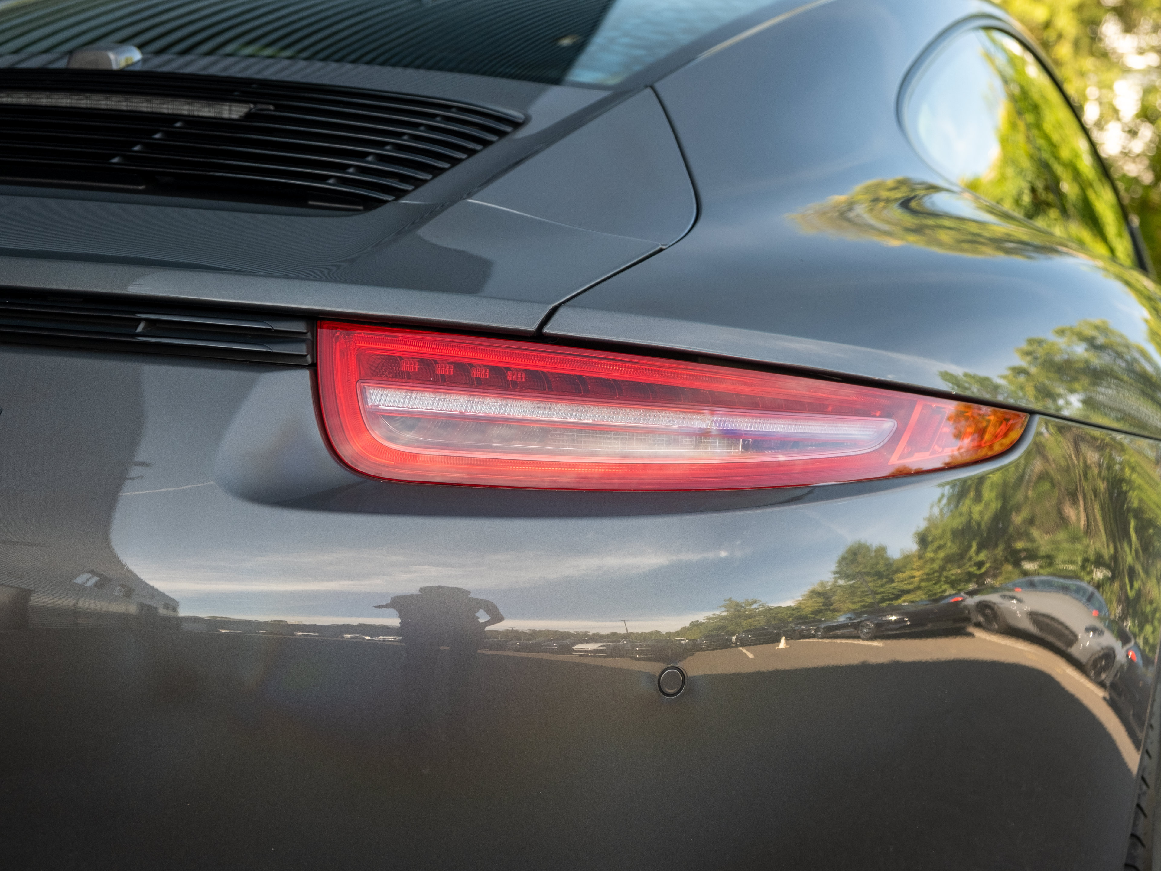 Certified 2016 Porsche 911 Carrera GTS RWD image 20