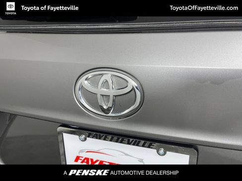 Certified 2026 Toyota Highlander XLE AWD/4WD image 14