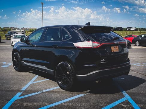 Used 2017 Ford Edge SE AWD/4WD image 8