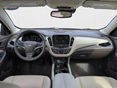 Used 2024 Chevrolet Malibu LT image 18