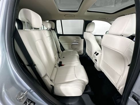 New 2026 Mercedes-Benz GLB 250 image 27
