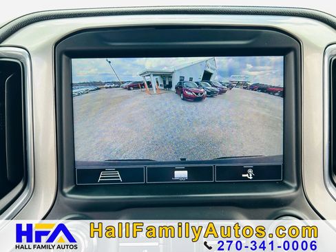 Used 2020 Chevrolet Silverado 1500 LT Trail Boss AWD/4WD image 32