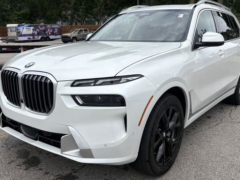 Used 2026 BMW X7 xDrive40i AWD/4WD image 5