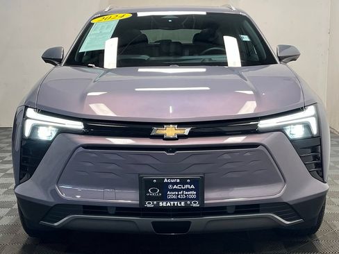 Used 2024 Chevrolet Blazer EV LT AWD/4WD image 2