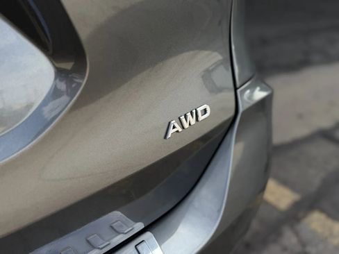 Used 2020 Nissan Rogue S w/ Special Edition Package image 42