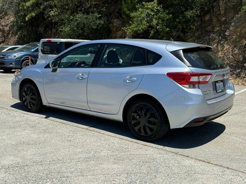 Used 2019 Subaru Impreza 2.0i AWD/4WD image 4