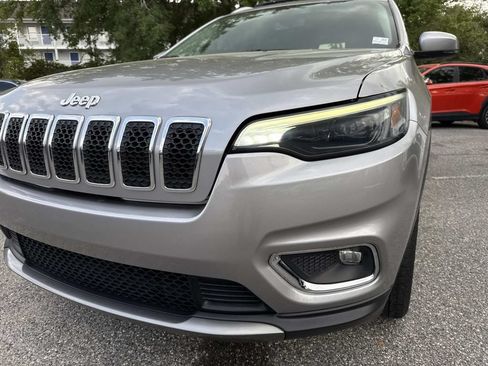 Used 2020 Jeep Cherokee Limited AWD/4WD image 9