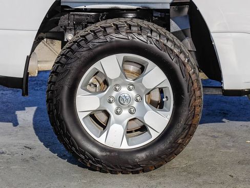 Used 2024 RAM 1500 Big Horn AWD/4WD image 12