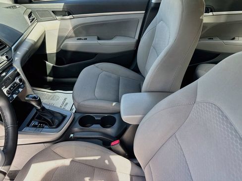 Used 2020 Hyundai Elantra Value Edition FWD image 26