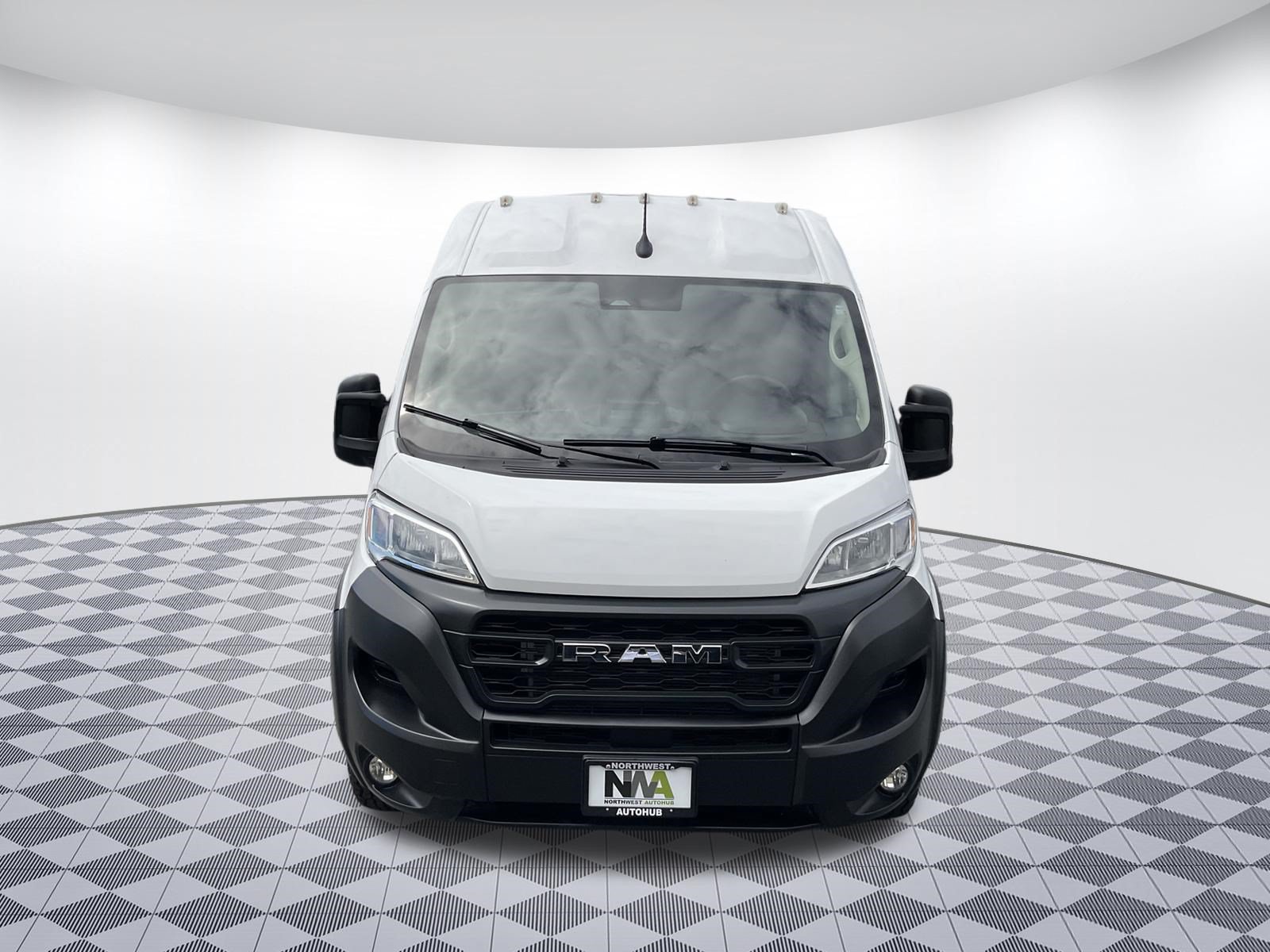 Used 2025 RAM ProMaster 2500 w/ Convenience Group FWD image 5