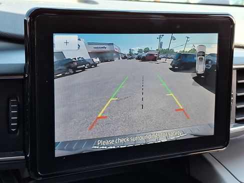 Certified 2023 Ford Explorer XLT w/ Equipment Group 202A AWD/4WD image 19