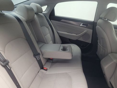 Used 2017 Hyundai Sonata Sport w/ Value Edition Package 02 FWD image 19