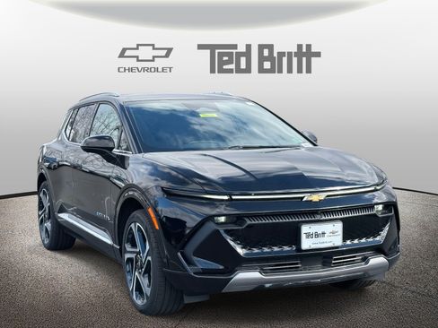 New 2026 Chevrolet Equinox EV LT image 3