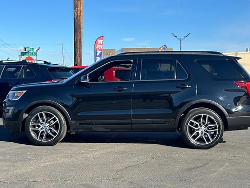 Used 2016 Ford Explorer Sport w/ Equipment Group 401A image 7