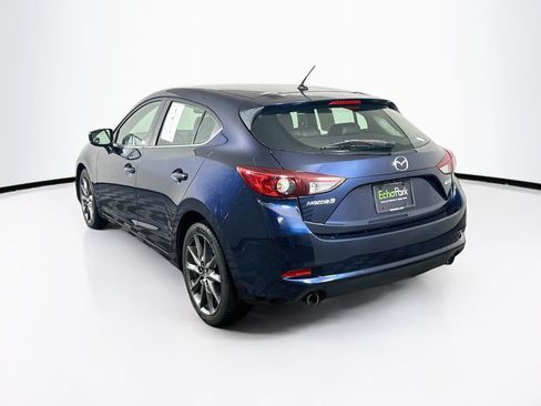 Used 2018 MAZDA MAZDA3 Touring FWD image 5