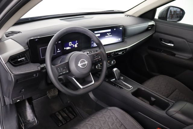 Used 2025 Nissan Kicks SV FWD image 21