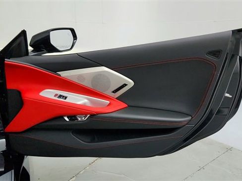 Used 2024 Chevrolet Corvette Stingray Preferred Cpe w/ 2LT image 19