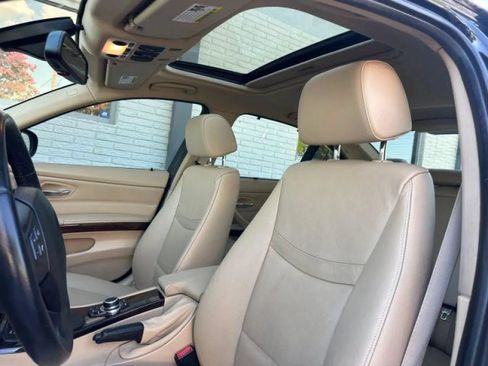 Used 2011 BMW 335d Sedan RWD image 16