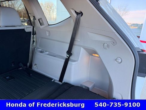 Used 2021 Volkswagen Atlas SE w/ Panoramic Sunroof Package image 22