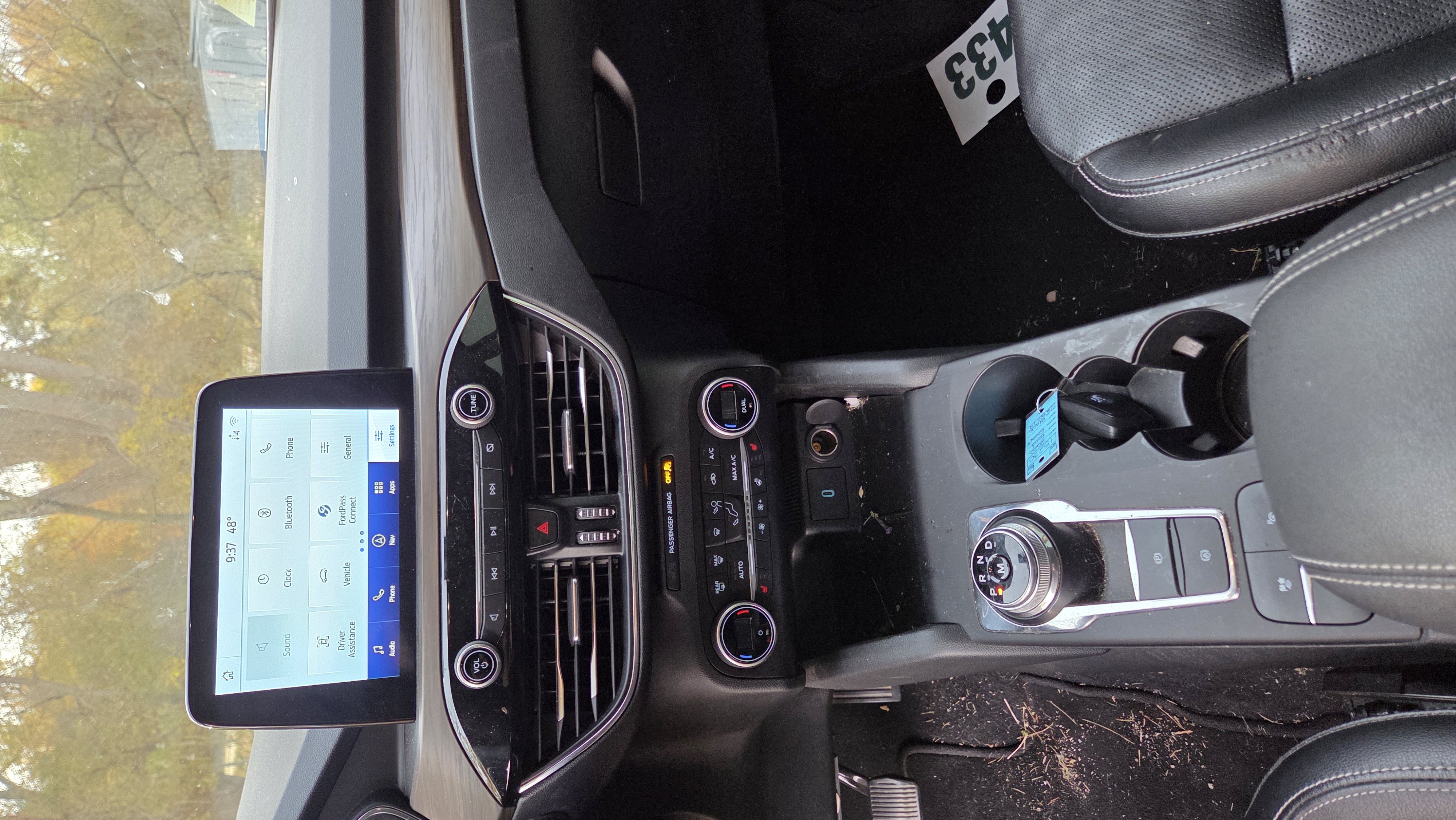 Used 2020 Ford Escape Titanium AWD/4WD image 9