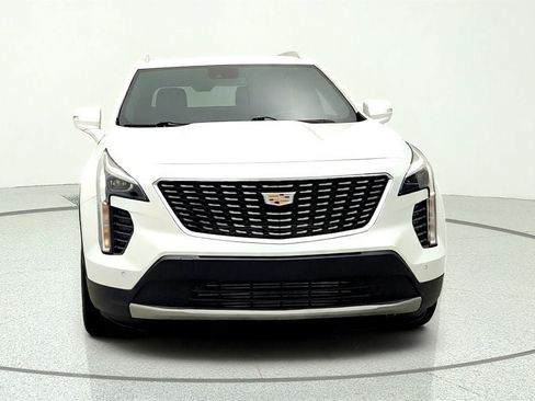 Used 2023 Cadillac XT4 Premium Luxury AWD/4WD image 2