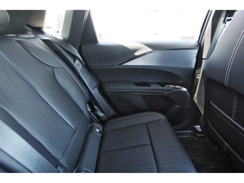 New 2027 Cadillac Lyriq Sport RWD image 11