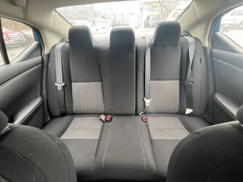 Used 2025 Nissan Sentra SV image 32