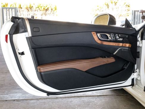 Used 2016 Mercedes-Benz SL 400 SL 400 Roadster image 36