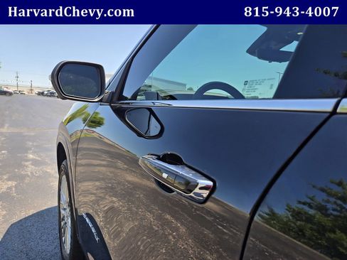 Certified 2026 GMC Acadia Denali w/ Super Cruise Package AWD/4WD image 36