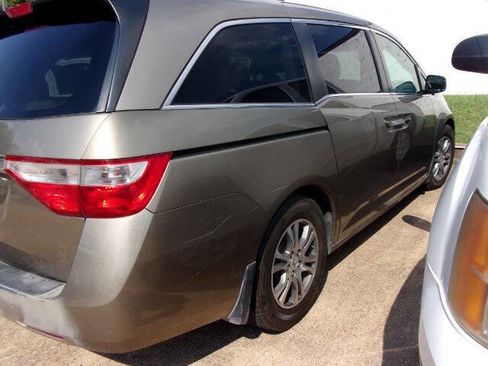 Used 2011 Honda Odyssey EX image 5