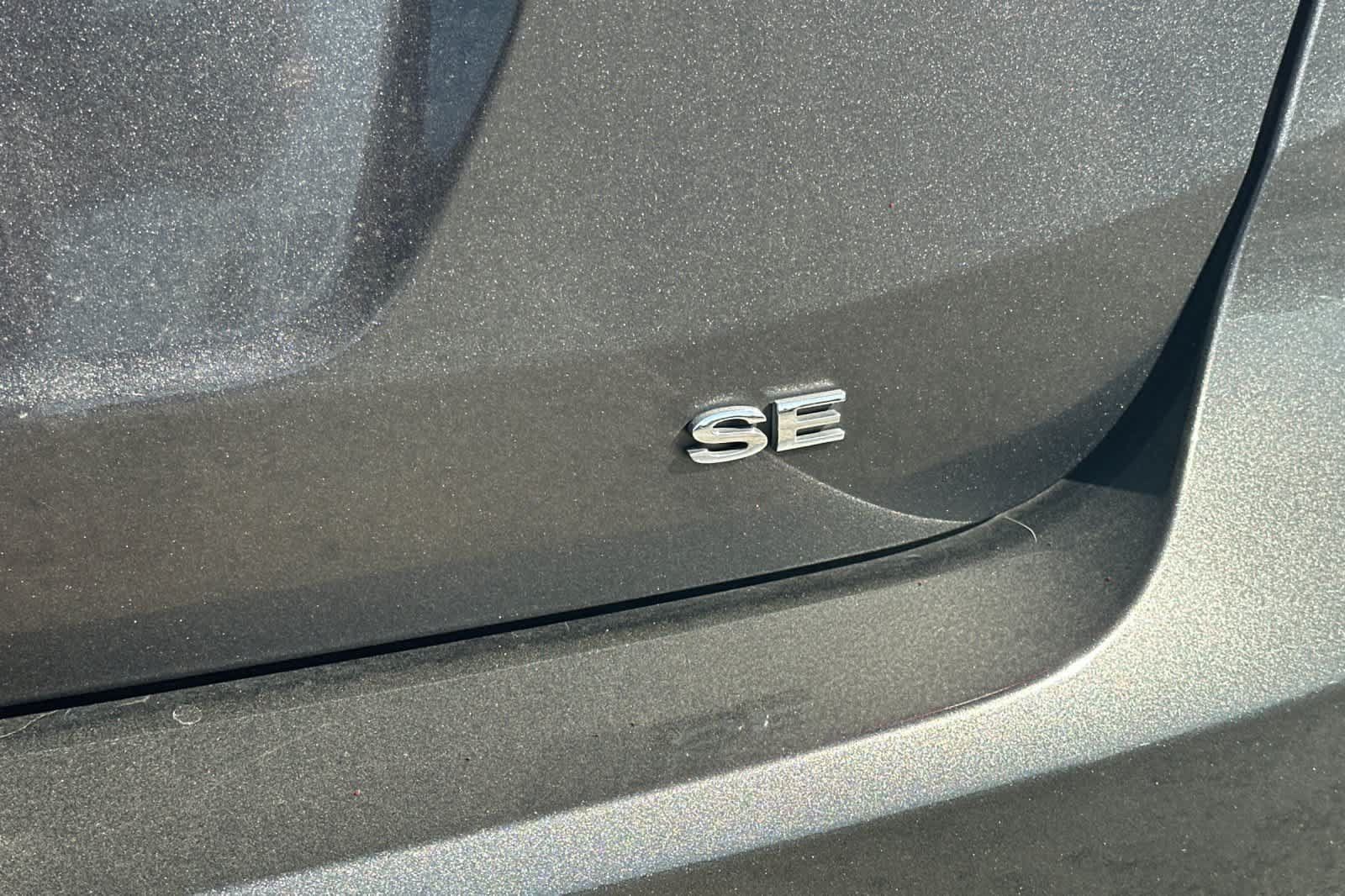 Used 2017 Ford Focus SE FWD image 13