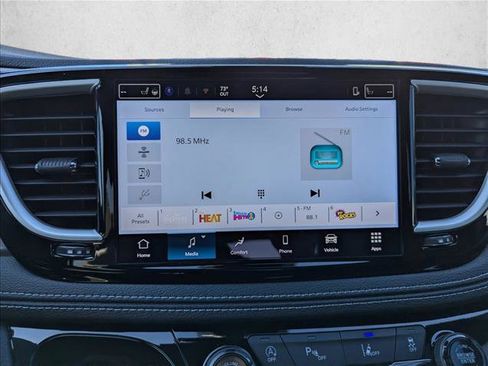New 2026 Chrysler Pacifica Select FWD image 18
