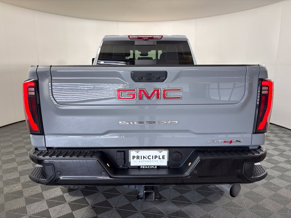 Used 2025 GMC Sierra 2500 AT4X AWD/4WD image 6