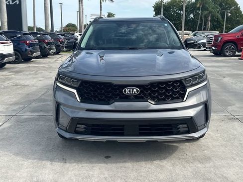 Certified 2021 Kia Sorento SX FWD image 3
