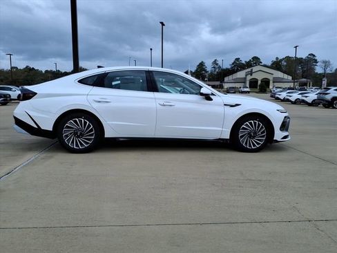 New 2026 Hyundai Sonata SEL image 2