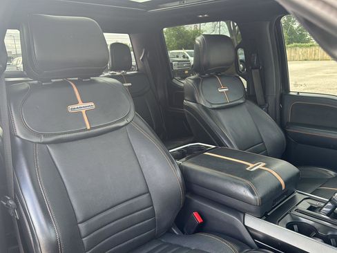 Used 2022 Ford F150 Platinum w/ Equipment Group 701A High image 31