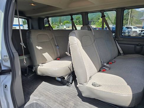 Used 2023 Chevrolet Express 3500 LS RWD image 16