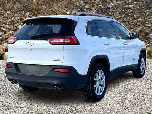 Used 2014 Jeep Cherokee Latitude w/ Comfort/Convenience Group image 2