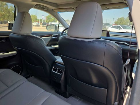 Used 2017 Lexus RX 350 FWD w/ Premium Package image 16